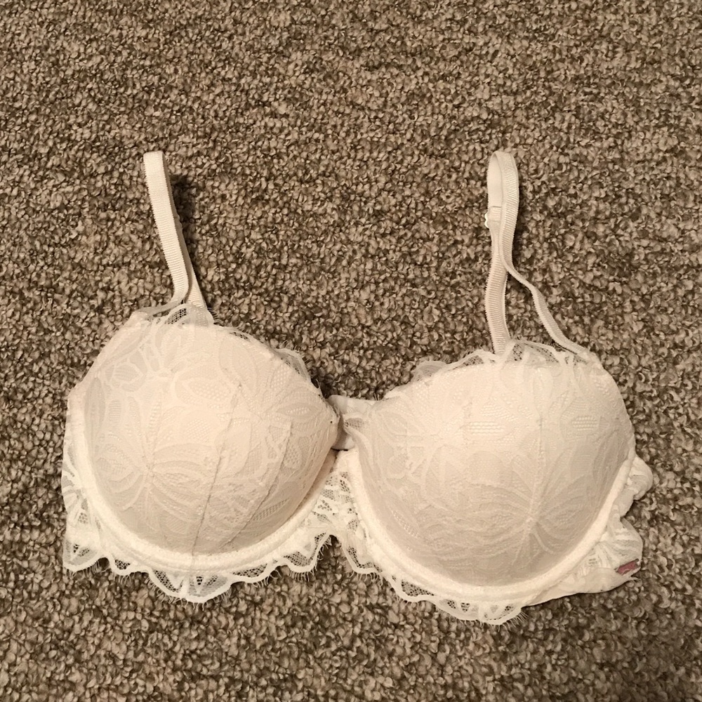 VS PINK DATE PUSH UP BRA